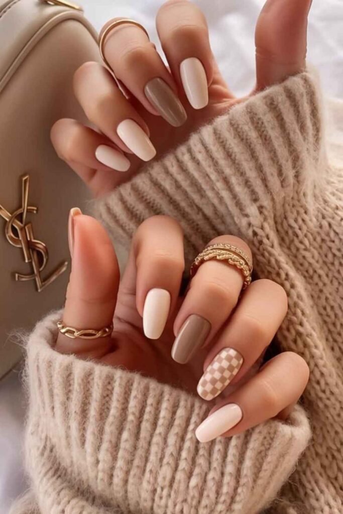 Latest Trends in Stylish Fall Winter Nails
