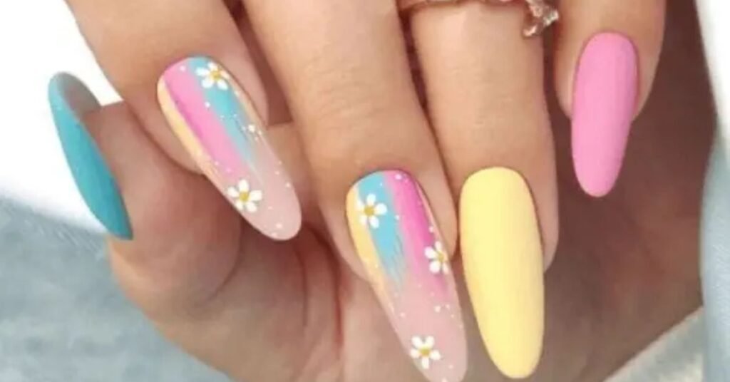 Cute Spring Nail Designs and Seasonal Colors