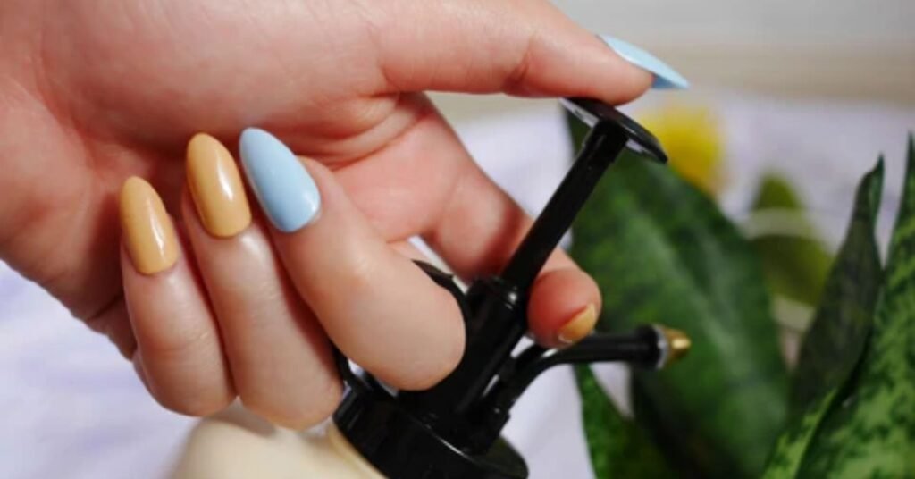 How to Apply Gel Nail Polish at Home