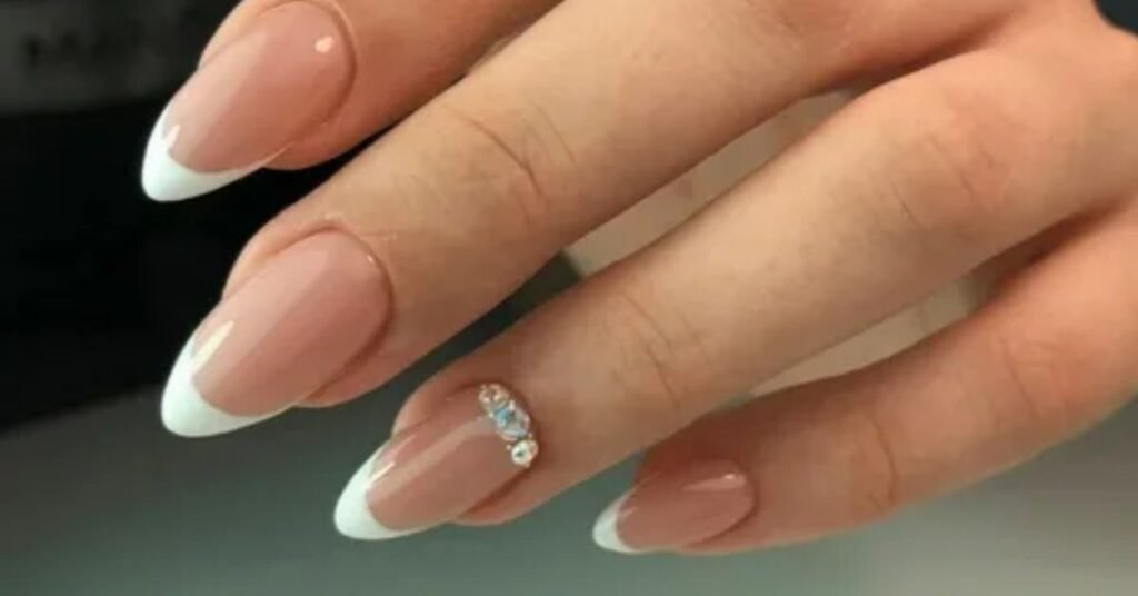 French Tip Nail Designs Trending Right Now